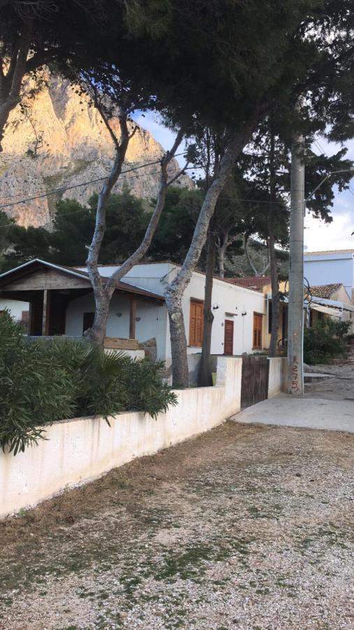 Casa Con Verande Sul Mare A 2 Minuti A Piedi Dalla Spiaggia Кустоначи Екстериор снимка
